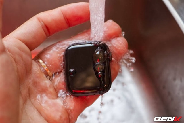 Bốn bước đơn giản để Apple Watch của bạn luôn được sạch sẽ - Ảnh 3.