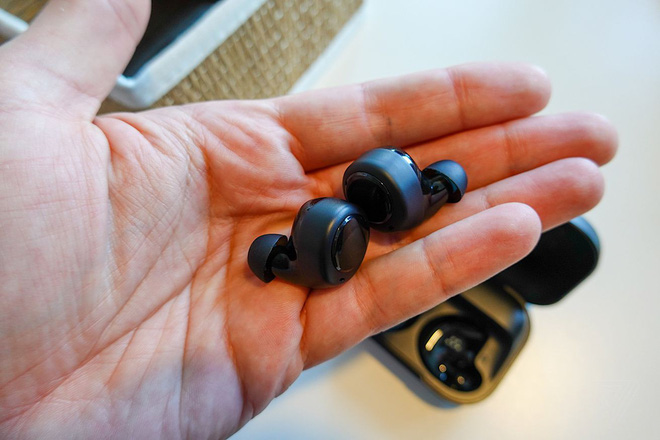 Amazon ra mắt tai nghe không dây Echo Buds, loại bỏ tiếng ồn của Bose, giá 129 USD - Ảnh 2.